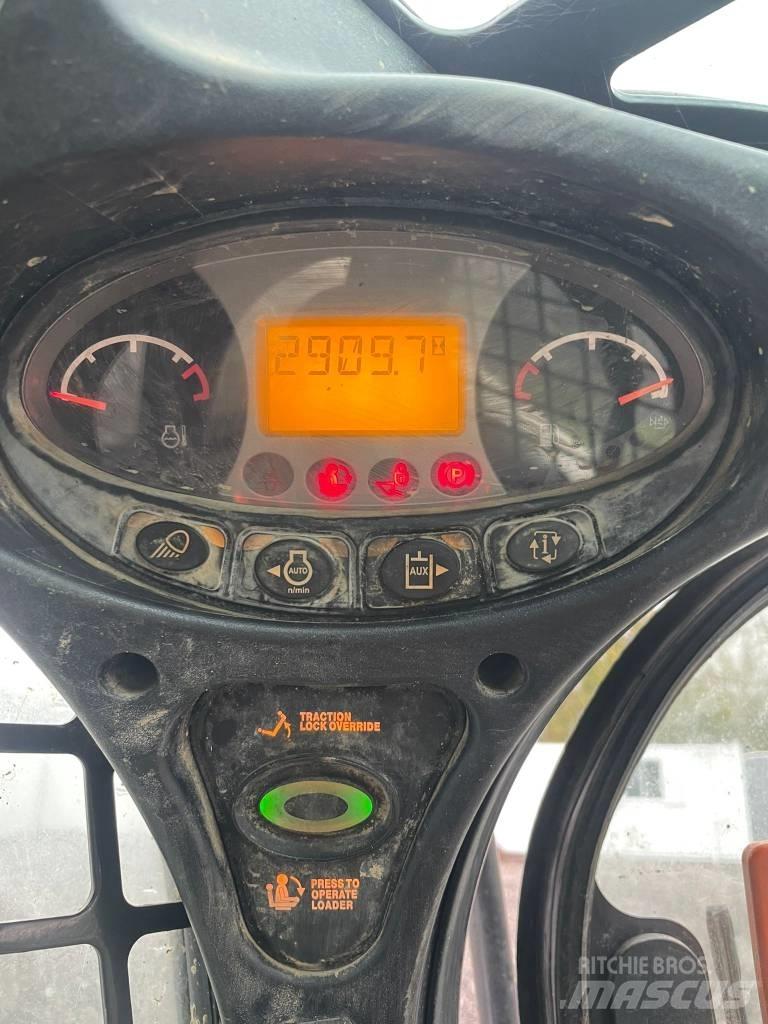 Bobcat T 650 滑移轉向裝載機