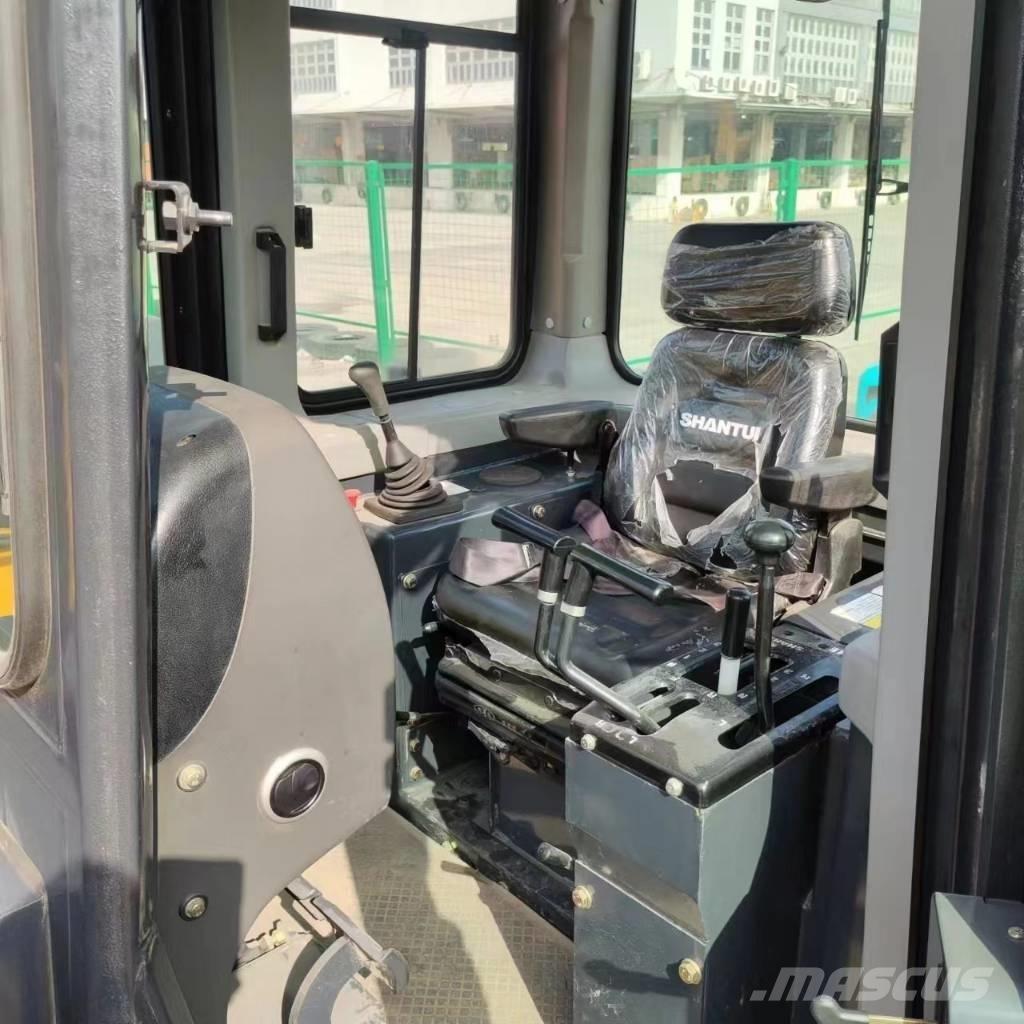 Shantui SD 16 履帶推土機