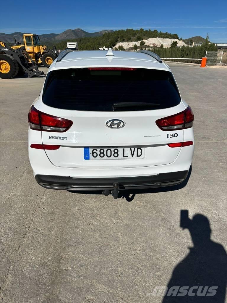 Hyundai I30 汽車