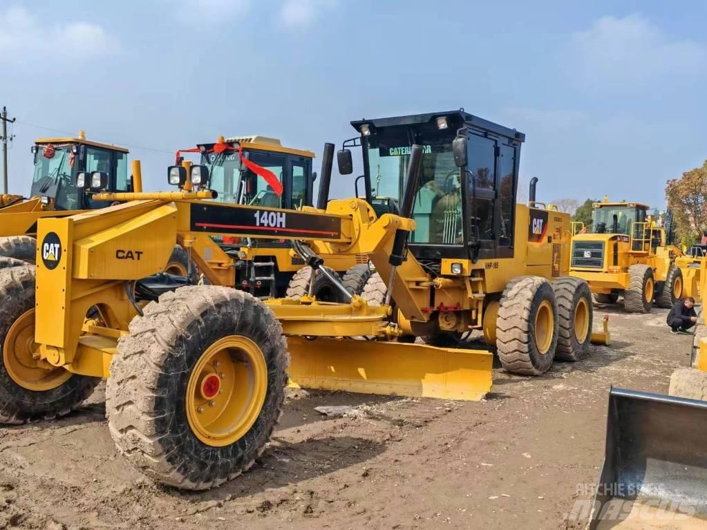 CAT 140 H 平土機