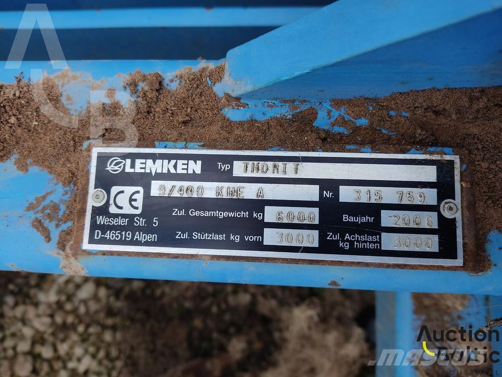Lemken Thorit 中耕管理機