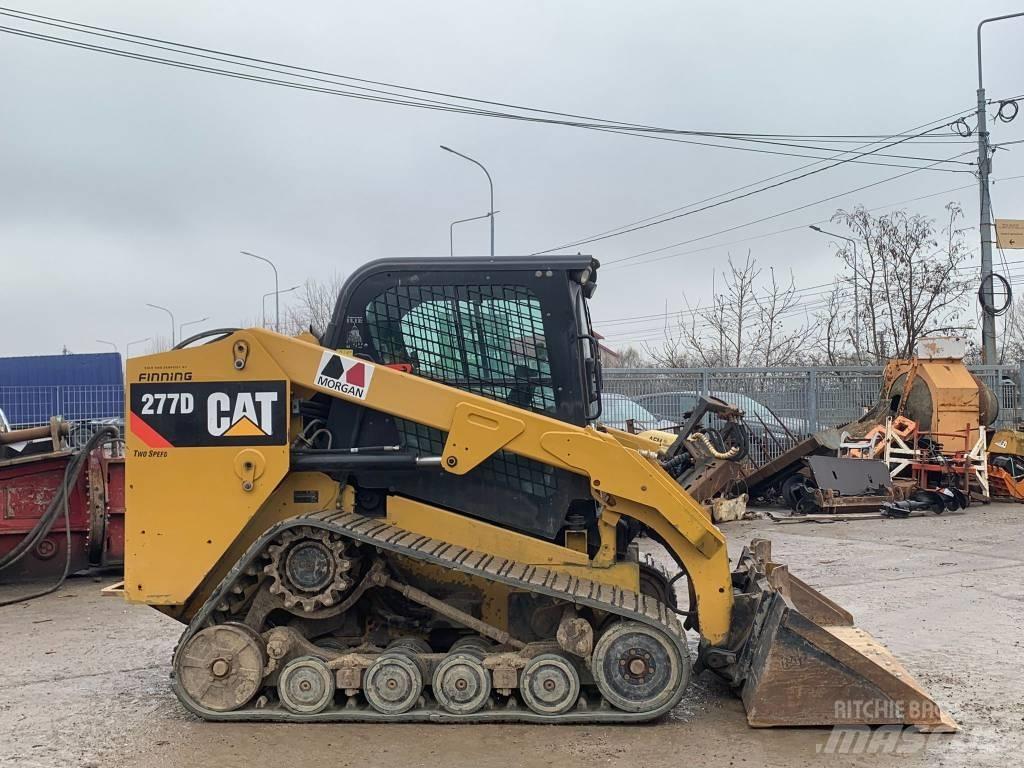 CAT 277 D 滑移轉向裝載機