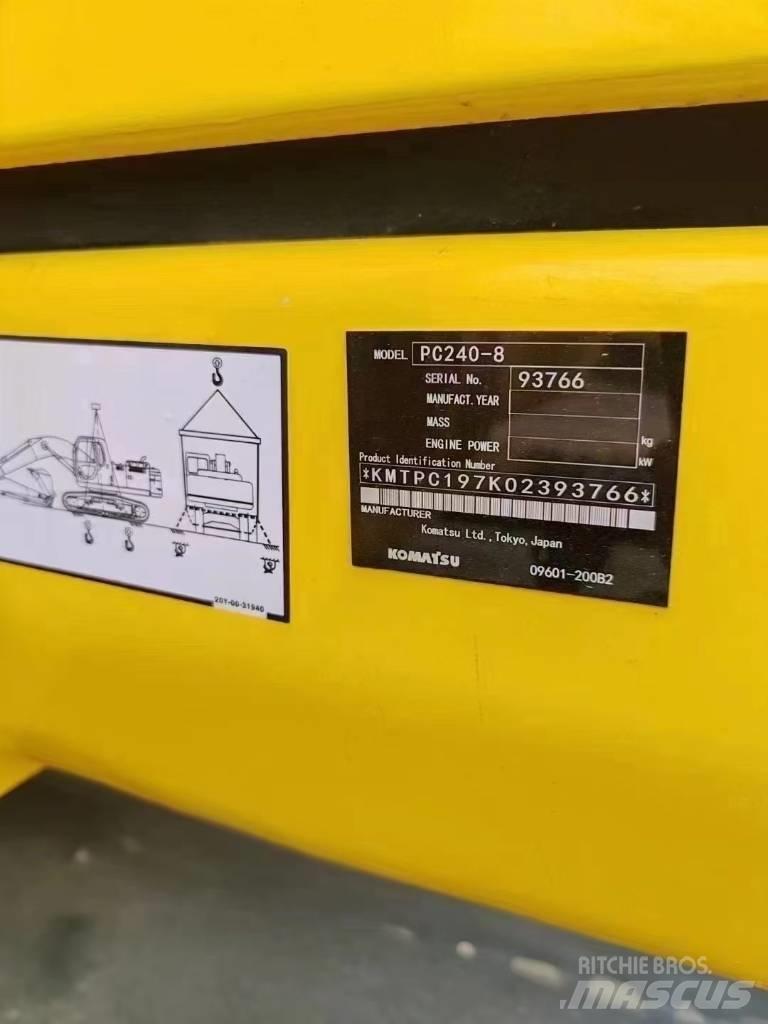 Komatsu 240LC-8 履帶式 挖土機/掘鑿機/挖掘機