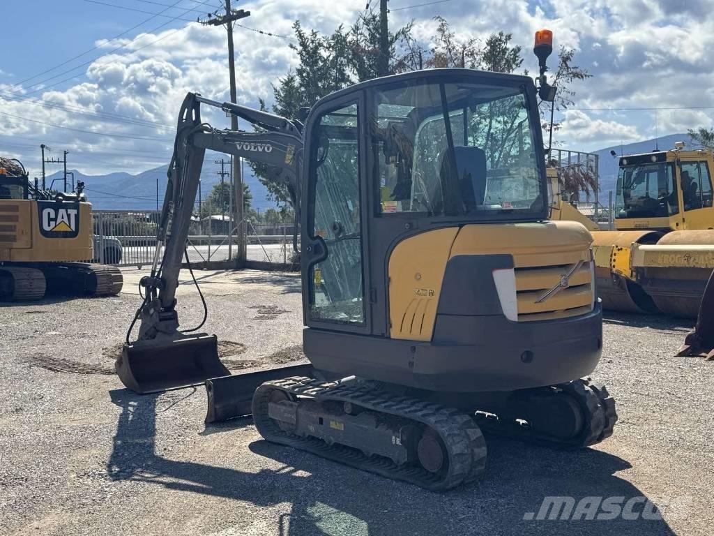 Volvo EC 35 C 小型挖土機/掘鑿機<7t(小型挖掘機)