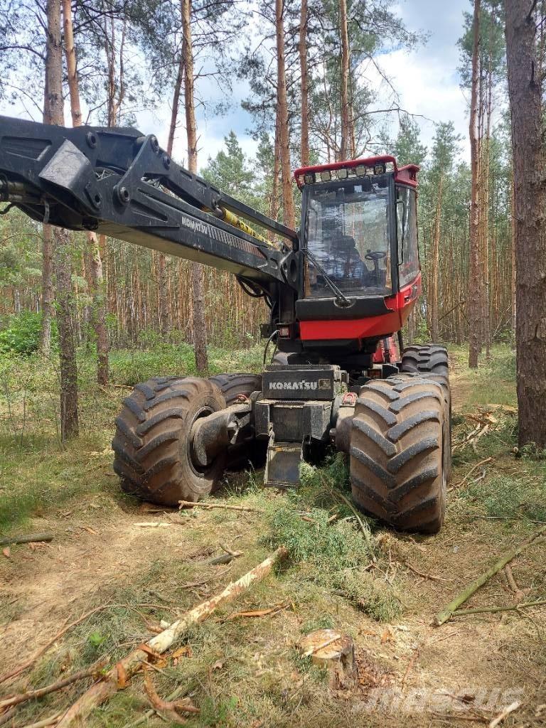 Komatsu 911.5 收穫機