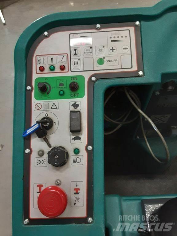 Eureka E110R ECO 室內掃倉機