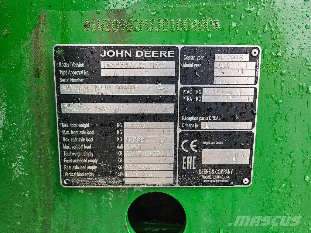 John Deere M692i 牽引式噴霧機
