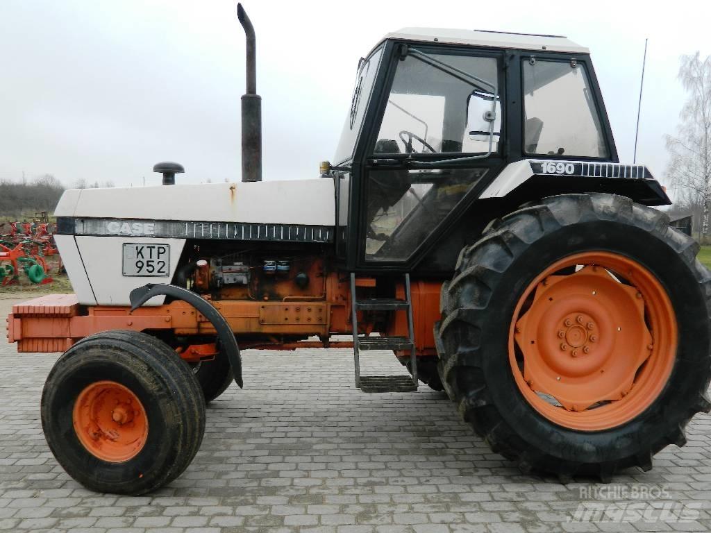 Case IH 1690 曳引機