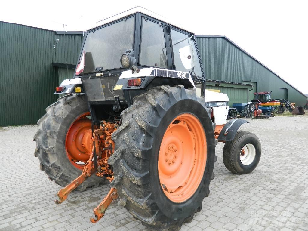 Case IH 1690 曳引機