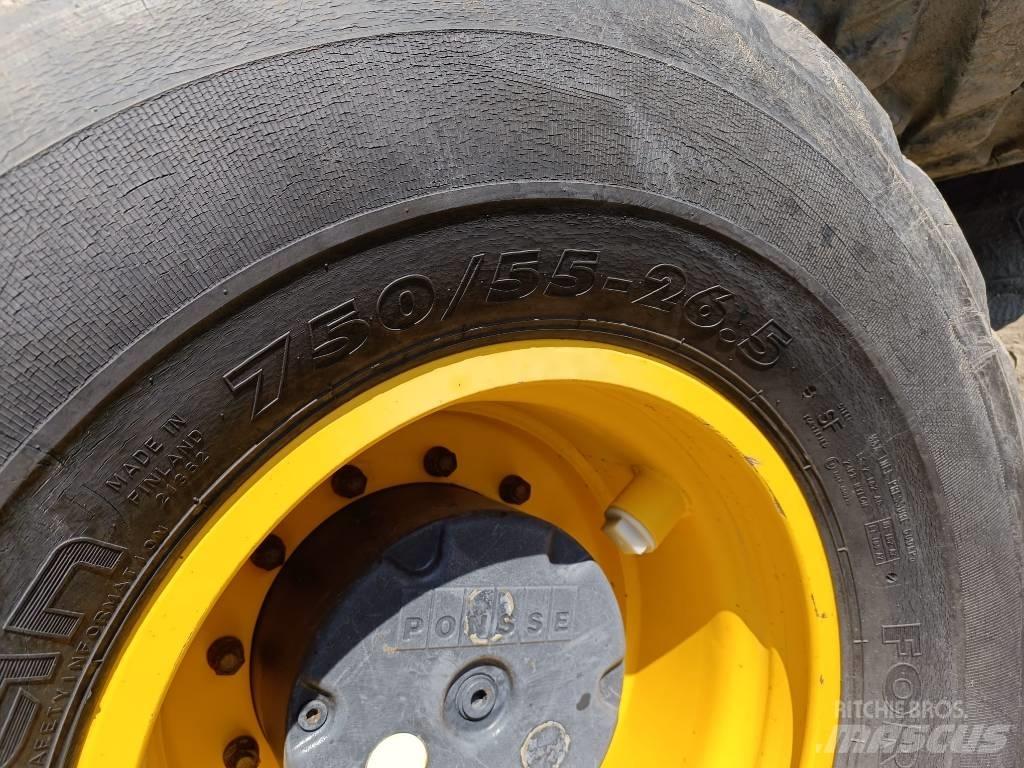 Ponsse Bear 8W 收穫機