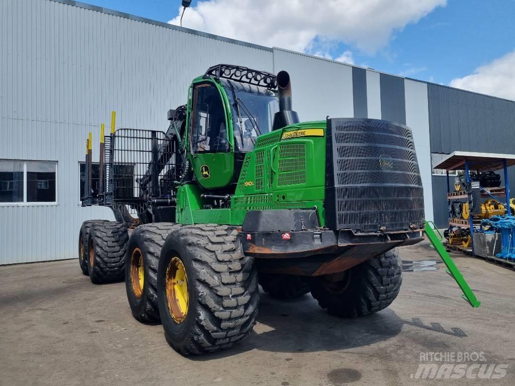 John Deere 1910 G 集運機