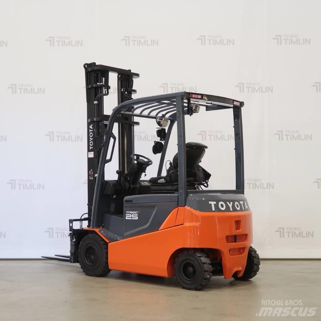 Toyota 8FBMKT25 電動堆高機