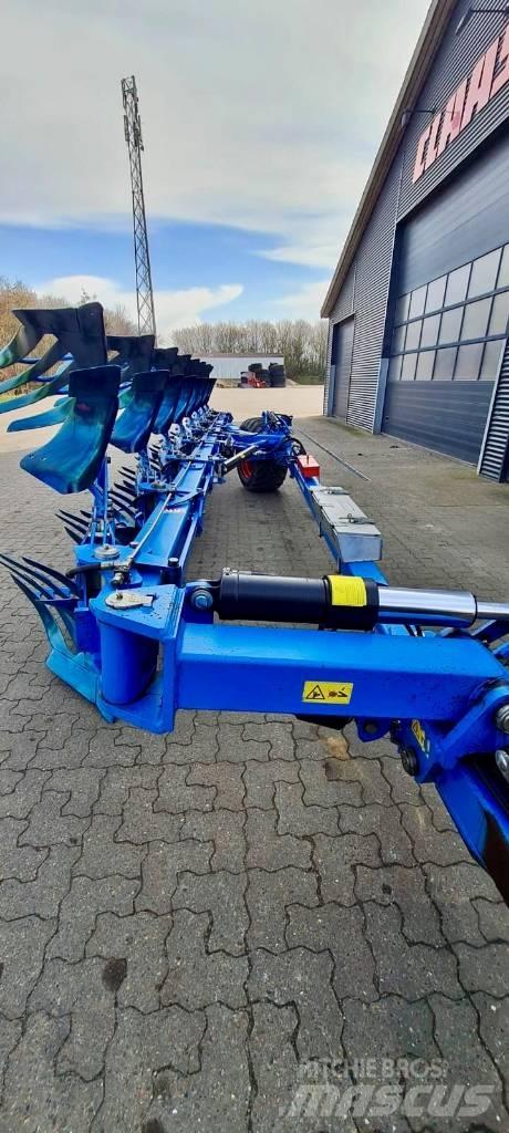 Lemken Diamant 11 雙向犁