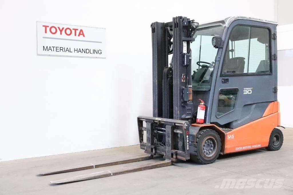Toyota 8FBMT30 電動堆高機