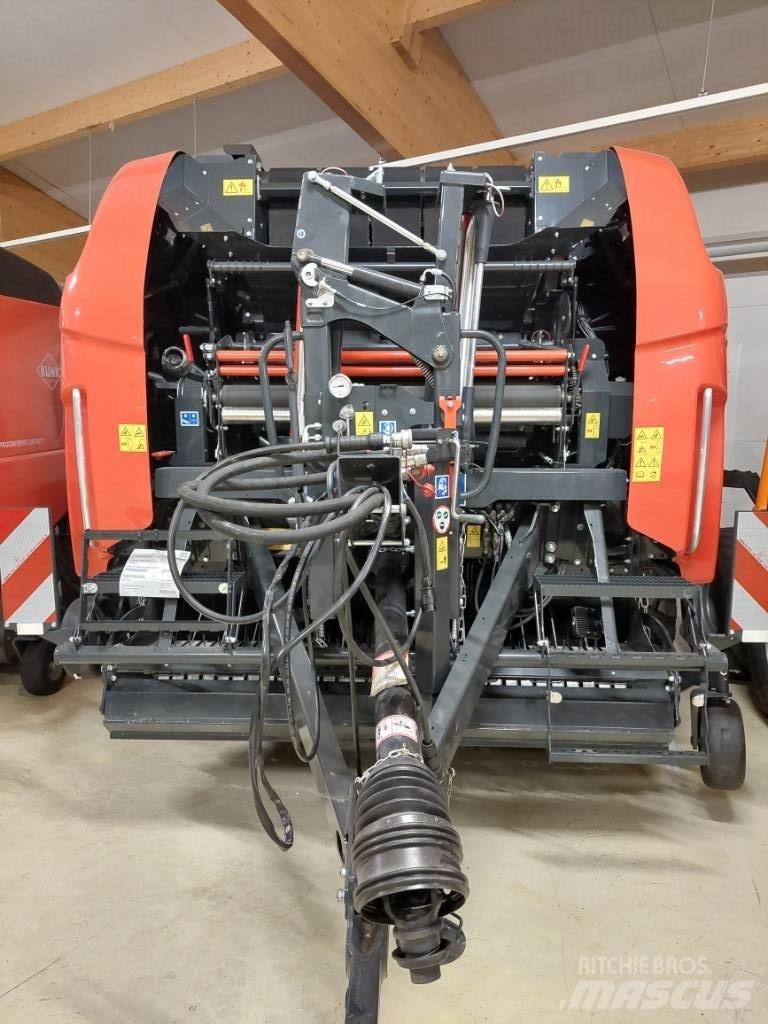 Kuhn VBP 3165 OC 23 圓型牧草打包機