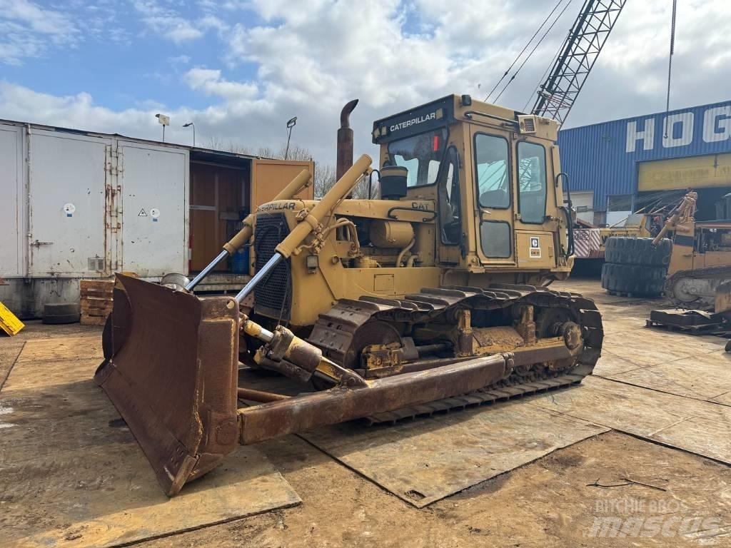 CAT D 6 D 履帶推土機