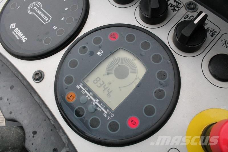 Bomag BW 120 AD-5 雙輪滾壓機