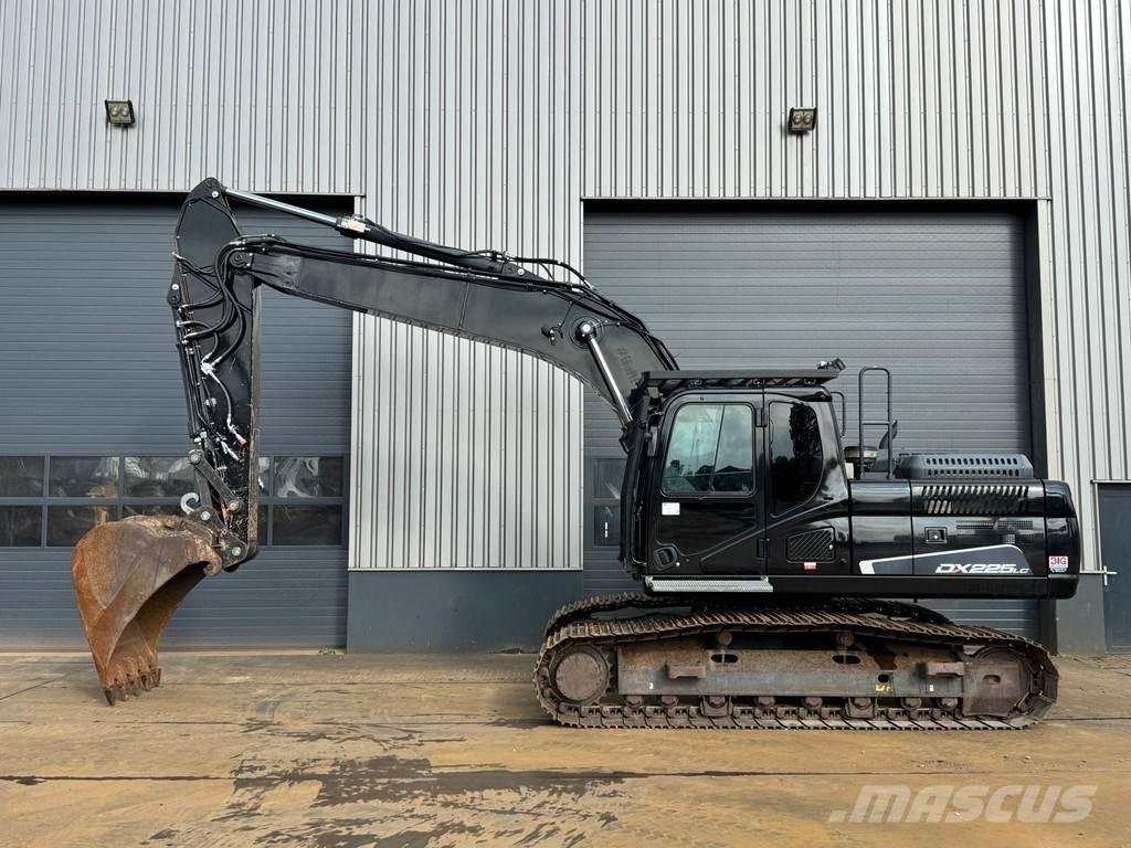 Doosan DX225LC-5 履帶式 挖土機/掘鑿機/挖掘機