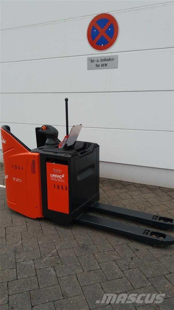 Linde T20SP 自走式堆積機