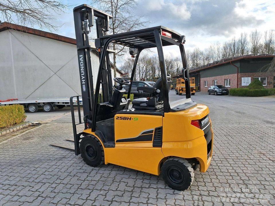Hyundai 25 BH-9 其他
