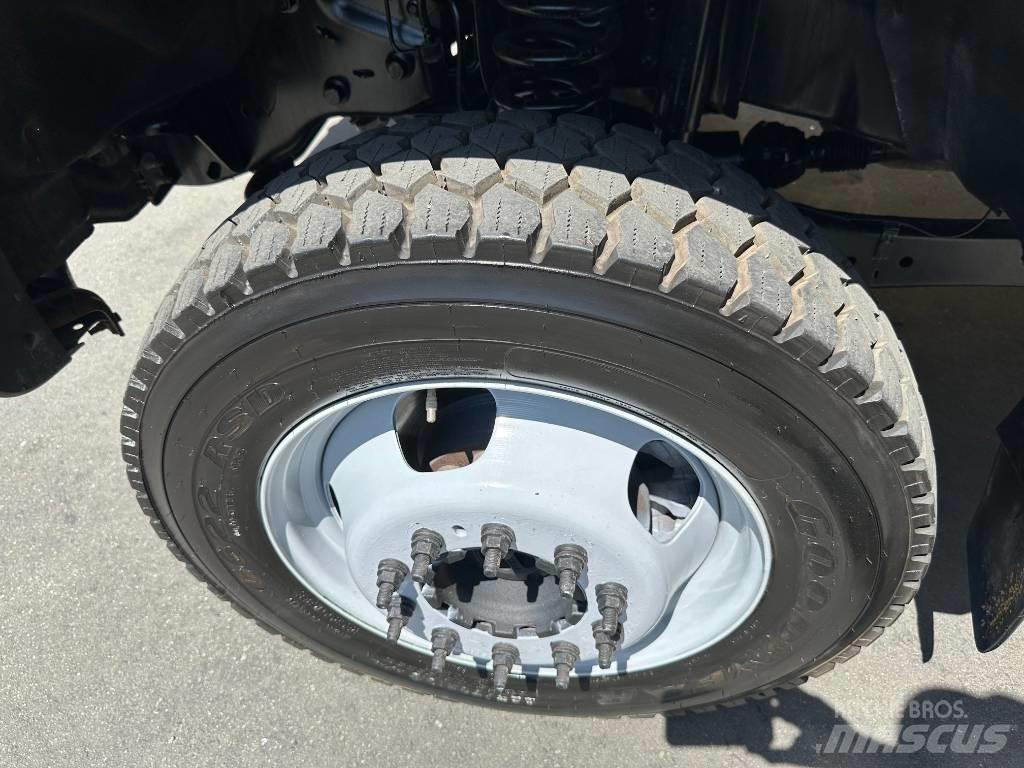 Ford F 550 SD 都市/通用型車輛