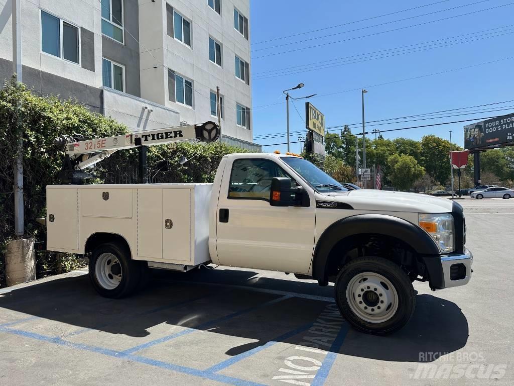 Ford F 550 SD 都市/通用型車輛