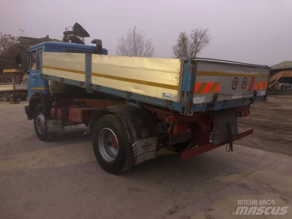 Iveco 150-17 傾卸式卡車