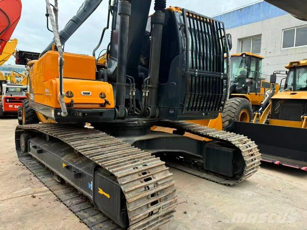 Hyundai R220LC-9S 中型挖土機/掘鑿機/挖掘機 7t-12t