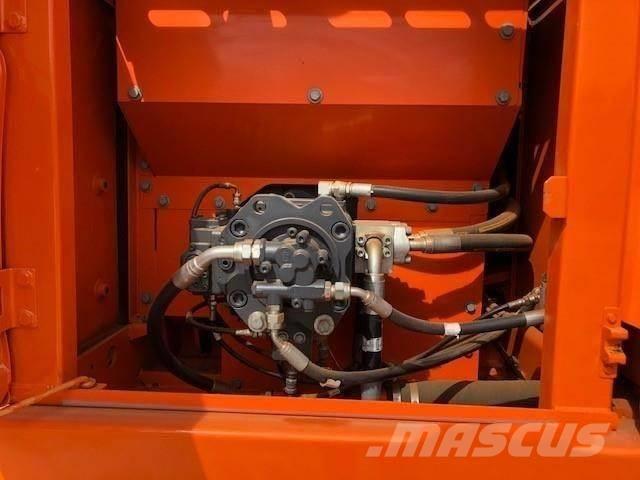 Doosan dx225 履帶式 挖土機/掘鑿機/挖掘機