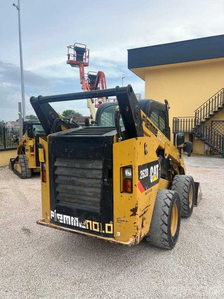 CAT 262 D 滑移轉向裝載機