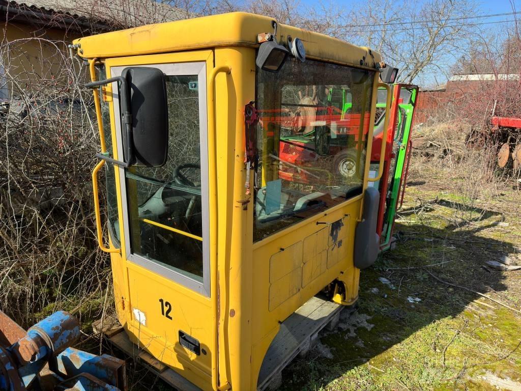 Volvo L 180 E CABIN 駕駛室與內部