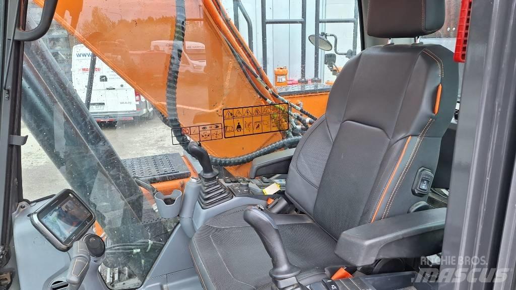 Doosan DX210LC-7 履帶式 挖土機/掘鑿機/挖掘機