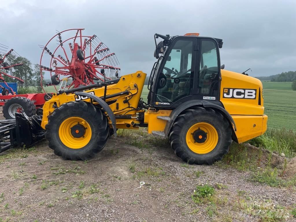 JCB TM 320 S 伸縮臂操作車