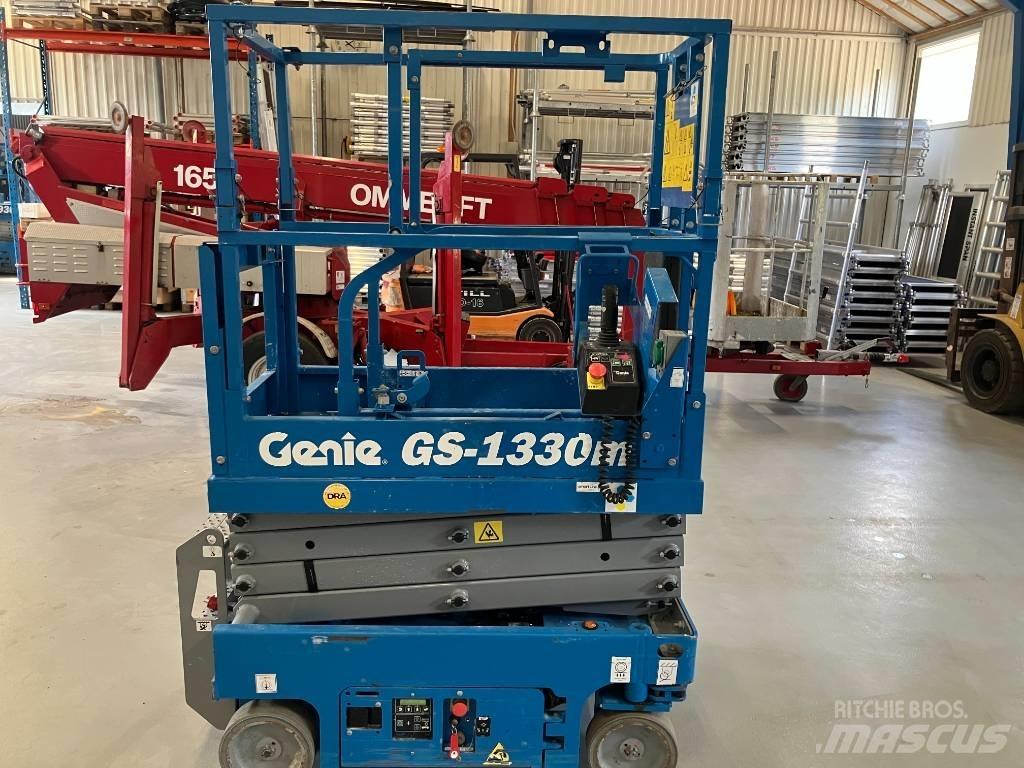 Genie GS 1330 剪式升降機