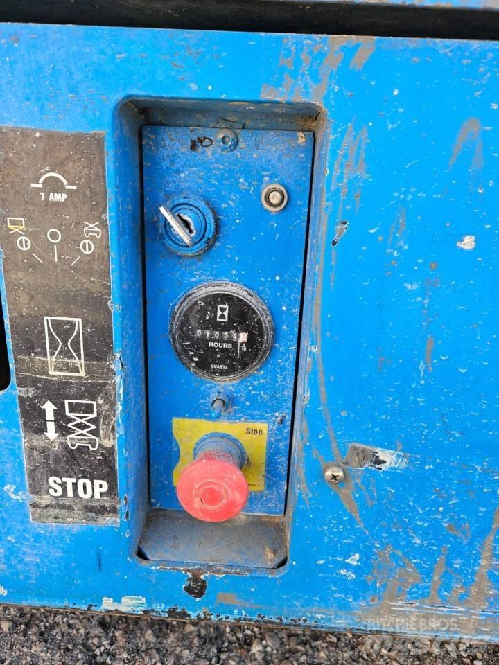Genie GS 2646 剪式升降機