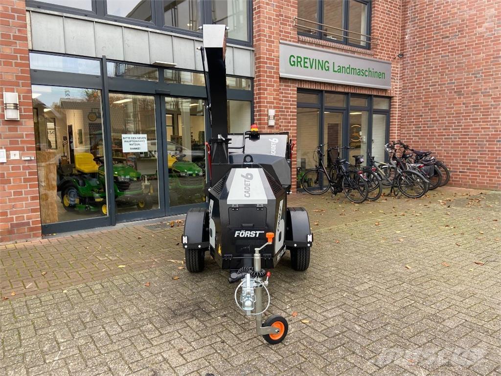  Sonstige Cadet 6 自走式飼料採集機