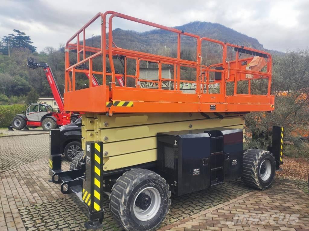 JLG 430 LRT 垂直升降工作台