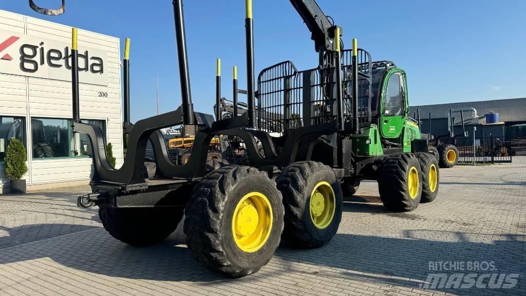 John Deere 1210 E 集運機