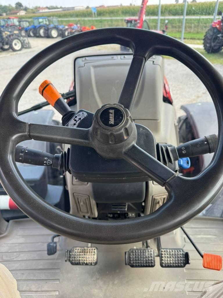 Case IH Puma 240 CVX 曳引機