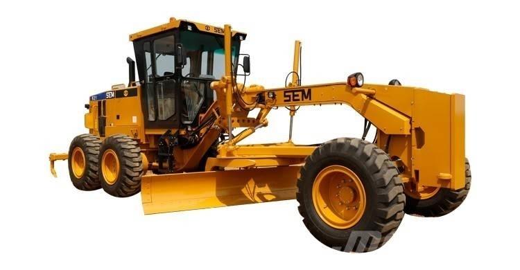 SEM 655D 平土機