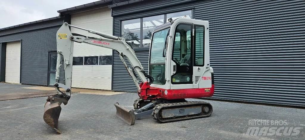 Takeuchi TB016 小型挖土機/掘鑿機<7t(小型挖掘機)