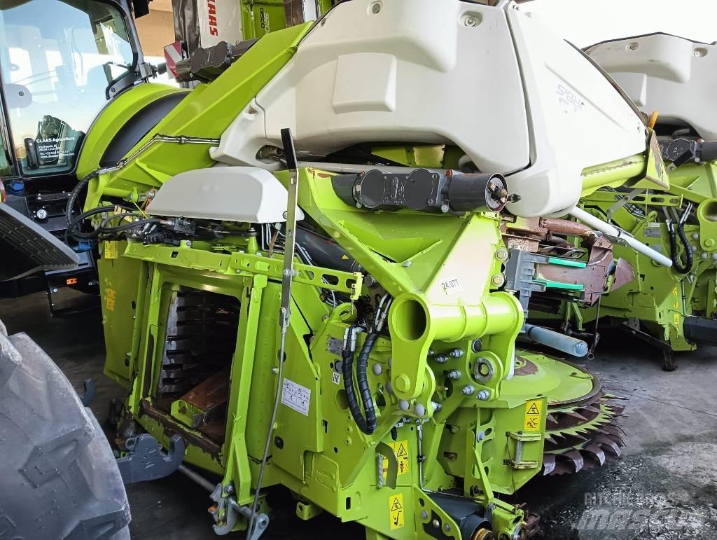 CLAAS Orbis 750 自走式飼料採集機