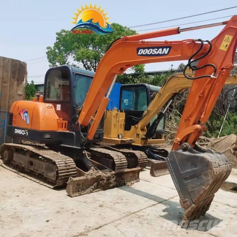 Doosan DH 60-7 小型挖土機/掘鑿機<7t(小型挖掘機)