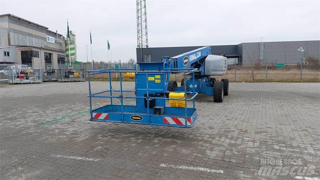 Genie S65 伸縮臂高空作業車