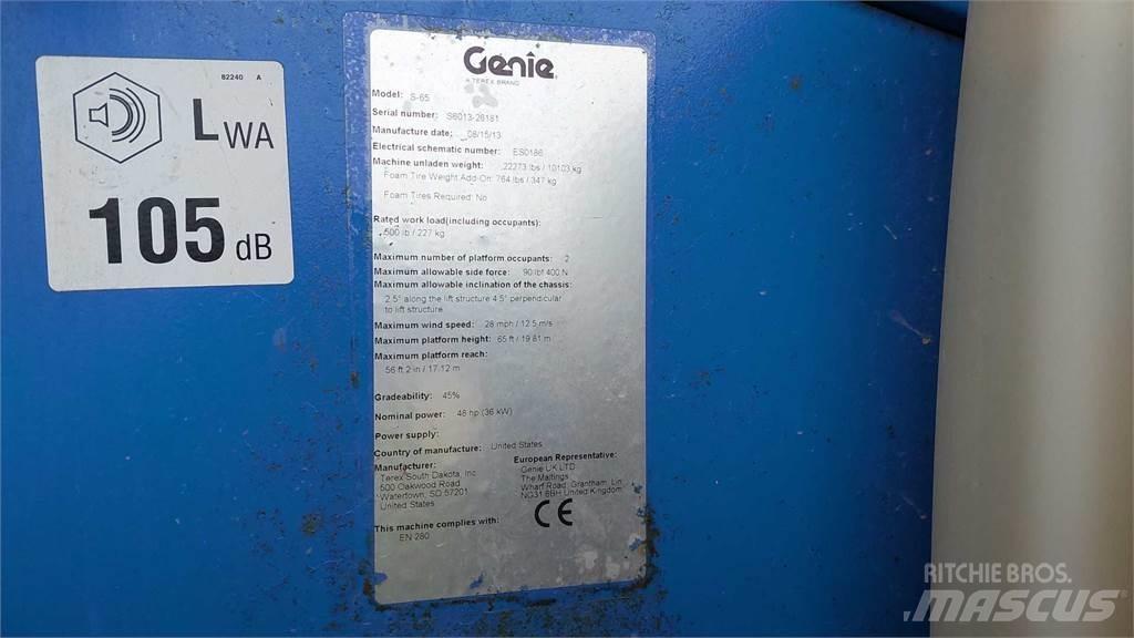 Genie S65 伸縮臂高空作業車