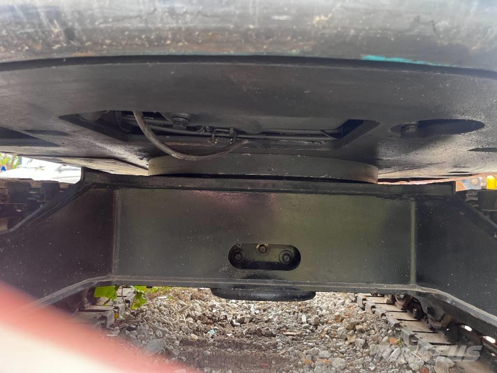 Kubota U 55-4 小型挖土機/掘鑿機<7t(小型挖掘機)