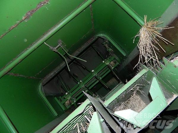 John Deere 960 聯合收穫機