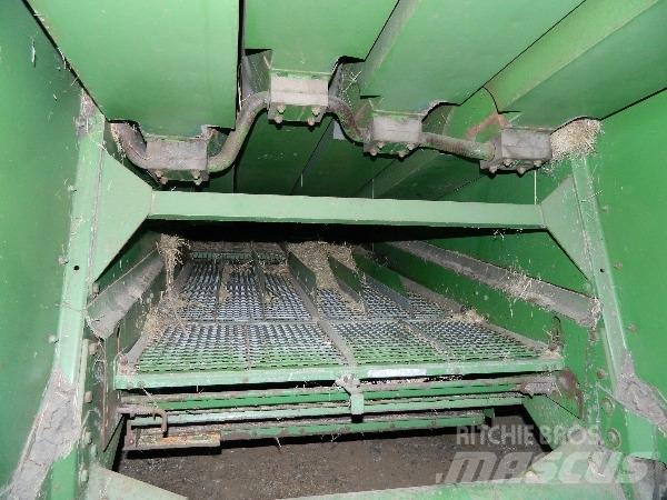 John Deere 960 聯合收穫機