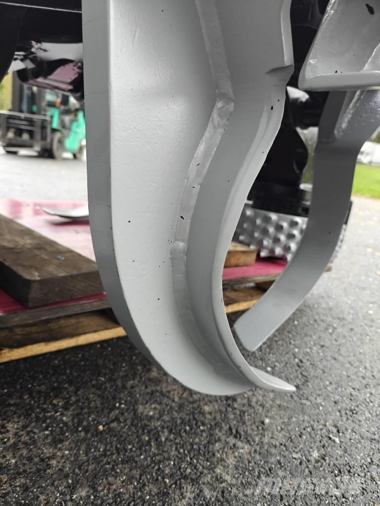 Logset 6 M 收穫機頭