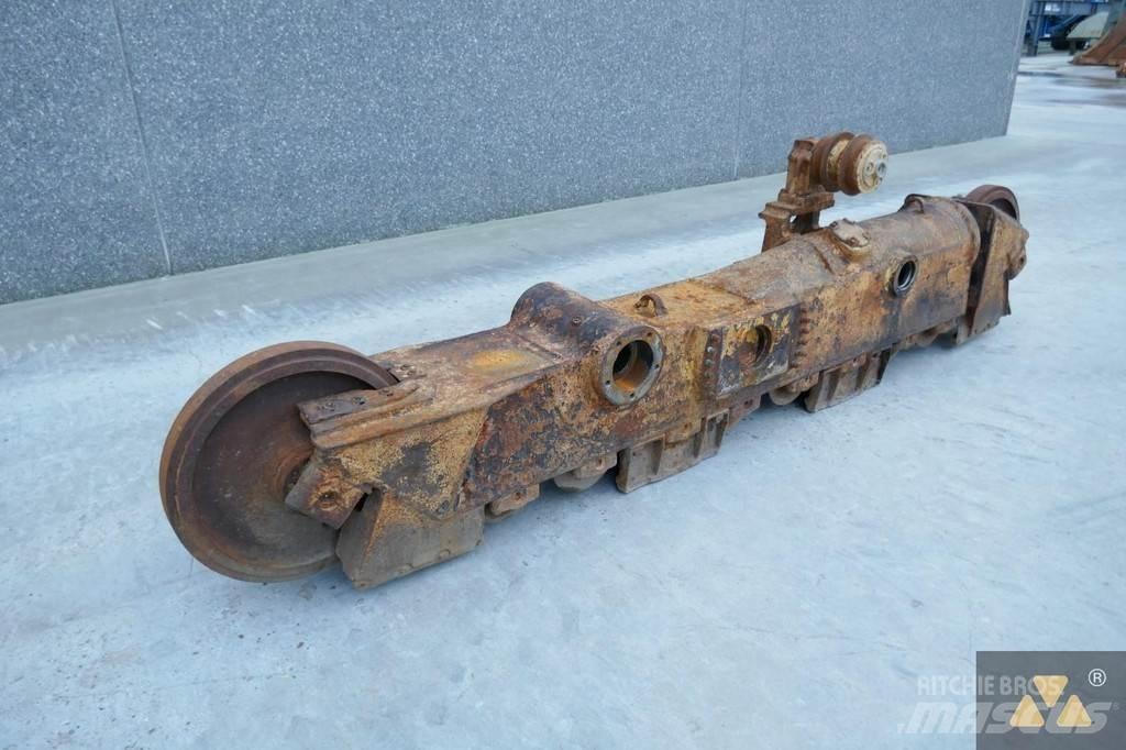 CAT 261-3079 底盤和懸架